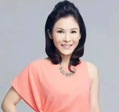 50岁知名女星削发为尼,曾多次爱上有妇之夫,未婚生子情路坎坷
