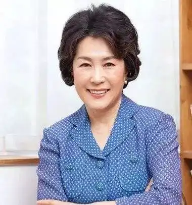 走向七十岁,好心情最能养老写的真好值得60岁以上的朋友收藏传阅
