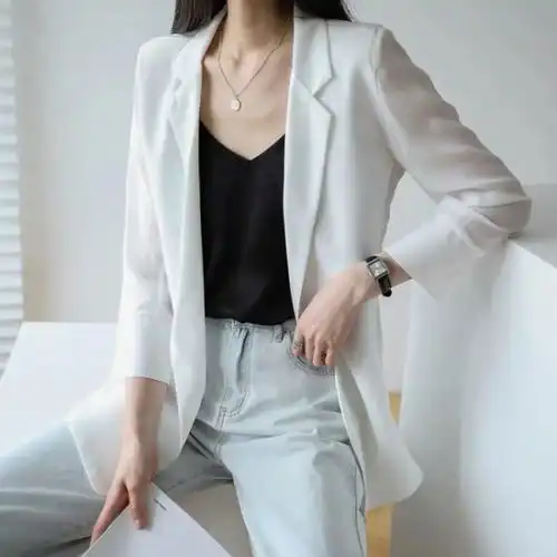 紫色衬衫配什么外套推荐搭配二紫色衬衫白色休闲西装
