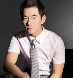他才是好男人,面对张柏芝不心动,娶了学妹,出道30年零绯闻
