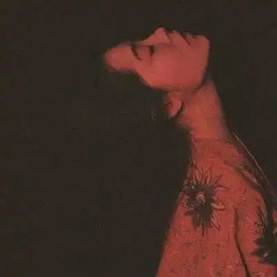 有哪些丧丧的看起来有些高冷的女生头像呀