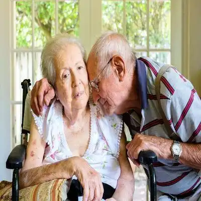 老年人微信头像50-60岁夫妻生活