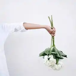 男生头像白色系可爱圆凳