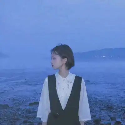 蓝色系伤感女生头像大全2020情人节qq唯美意境头像
