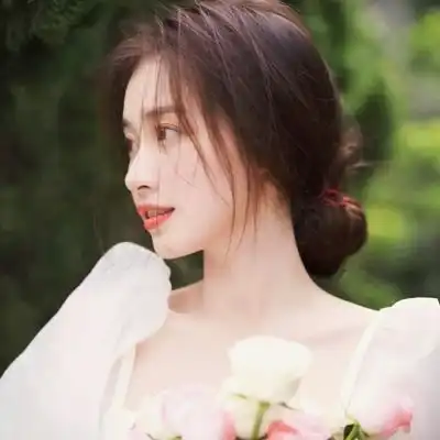 绿色系女生动漫头像清新