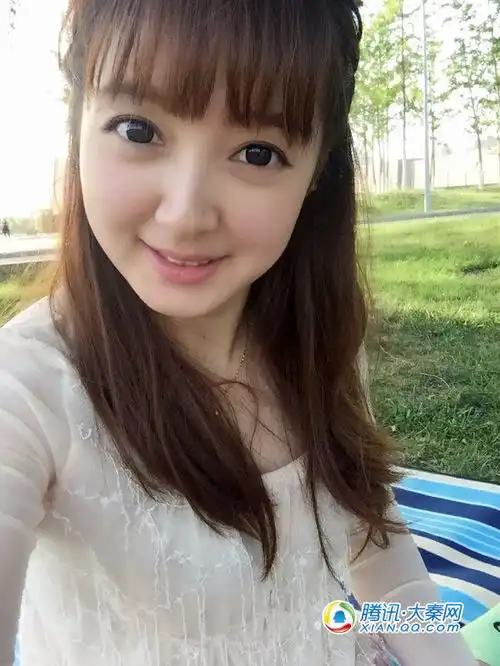 高清西安女娃第二十一期眉眼素净甜美小清新