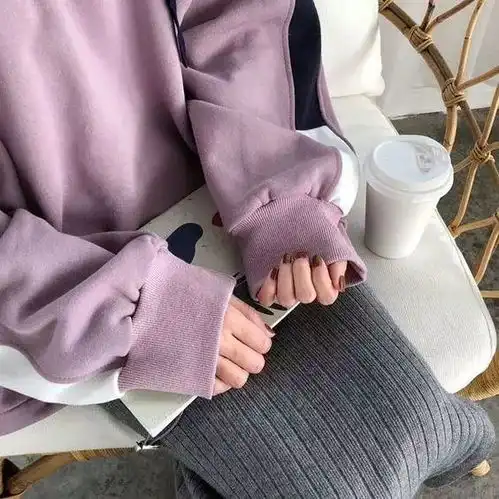 香芋紫色穿搭,疗愈色系吸睛度十足走小清新风衣柜里不能缺的一款
