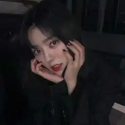 高冷伤感女生头像明知是错的还要坚持