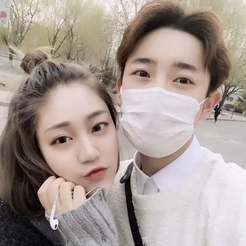 daisy妤故情侣头像情头单张韩系
