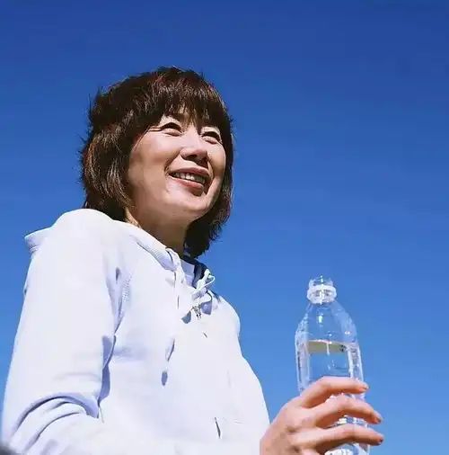 赵丽颖靠它遇见合脚的水晶鞋

