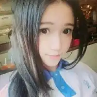 2015qq女生头像排行榜人潮拥挤我不合群
