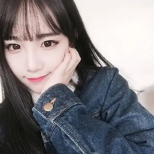 50岁照片女生真人头像
