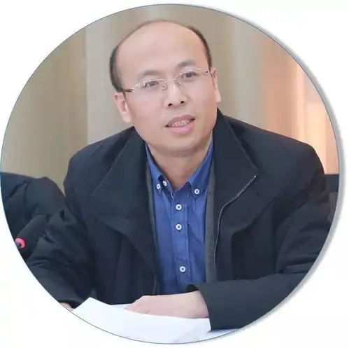 70后轩福贞回母校,从上海市教委调任华东理工大学校长
