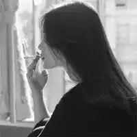 最火黑色系头像最好看的黑色系女生头像
