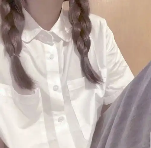 白色系列女生头像
