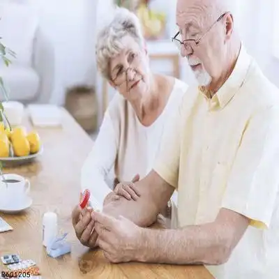 老年人高血压如何治疗4个方法有效稳定老年人血压

