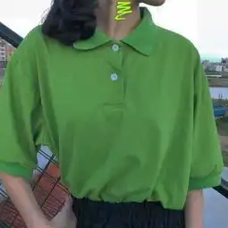 绿色系女生动漫头像清新外套