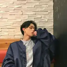 烟不呛嗓,酒不烧肺真诚的祝你开学qq男生头像我要个性网
