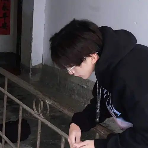 优质男头迟迟钟鼓初长夜耿耿星河欲曙天
