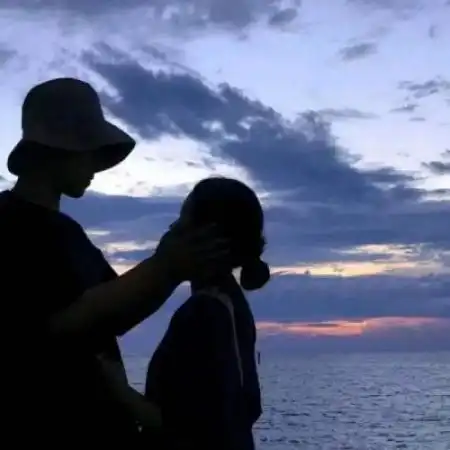 情侣头像婚纱系列一男一女伤感抖音