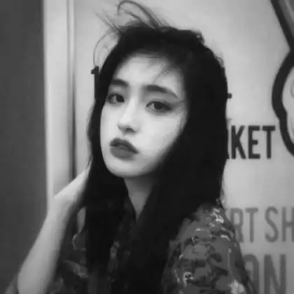 女生头像丧系动漫长图黑白