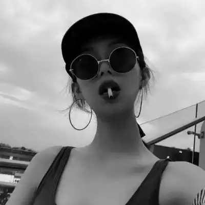 霸气女头像超拽黑白精选社会头像女

