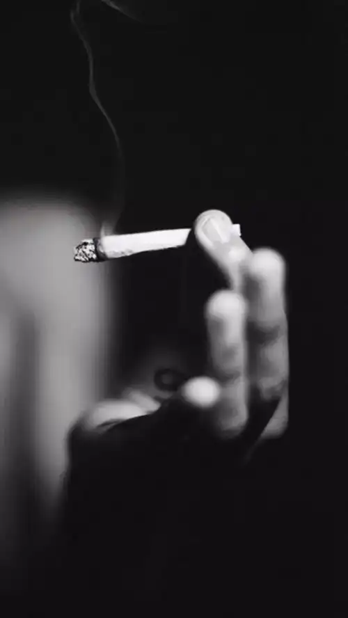 黑色系壁纸
