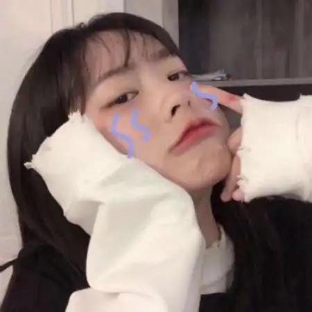 qq头像女生颓废迷茫谁卑微了承诺
