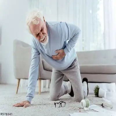 老人头像40-50岁午睡