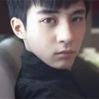 你所厌恶的现在是未来回不去的曾经
