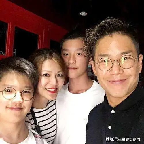 港媒曝林晓峰前妻新恋情,未办离婚手续就共用邮箱,分开仅一个月
