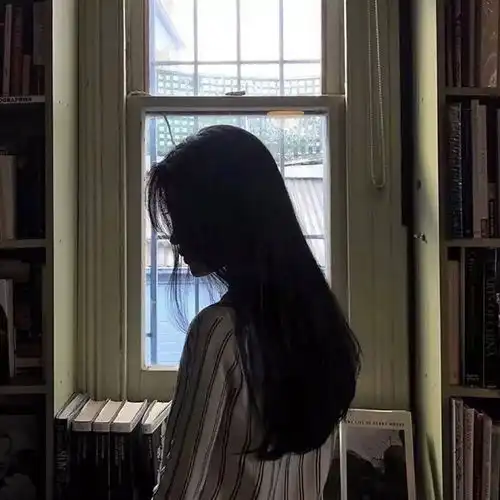 小众伤感的文案短句
