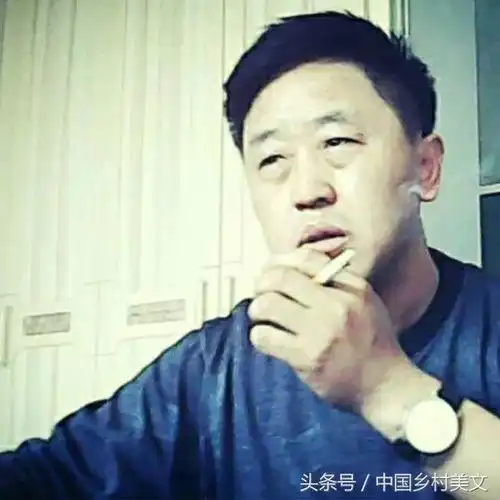 从一到七,是一串数字从我到爱情,隔着七层阶梯
