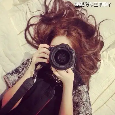 一个漂亮的女同事让我请客之后...
