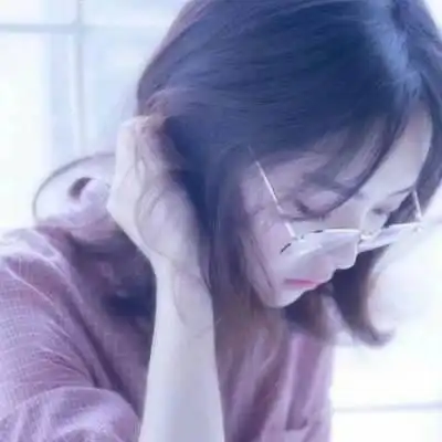女生头像高冷厌世丧系冷酷女生