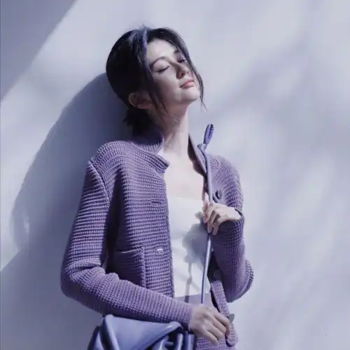 别再盯着眼睛看了,不仅杨紫好看,她的侧颜也是真的绝
