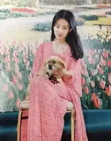 最近这位50岁的阿姨火遍了整个网络,年过半百却堪比18岁的少女,秘诀竟是
