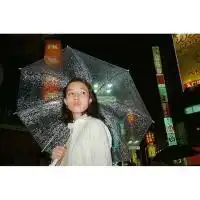 桀骜不驯的猫,只睡孤寡老人的床女生头像
