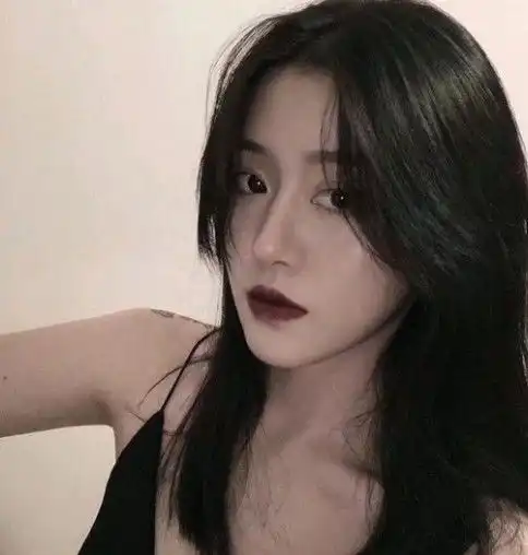 女生头像高冷厌世丧系女生