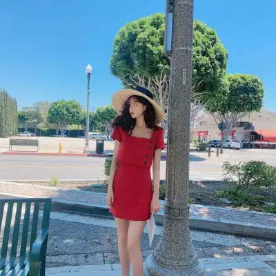 红色系女生头像可爱清新很酷女生头像图片