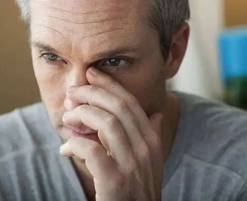 老人身上有味道是因为不洗澡吗40岁做好7件事,帮你告别老人味
