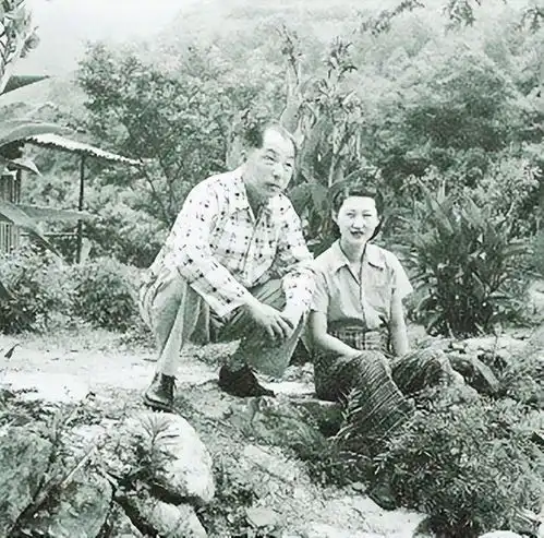 蒋介石临终遗言,道出自己软禁张学良的原因,宋美龄听后潸然泪下
