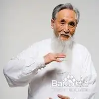 老人运动改善骨质疏松症状的注意事项
