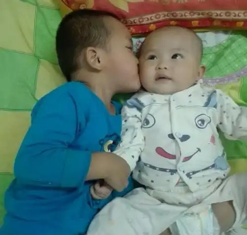 假如你有一个儿子和一个女儿,以后会把房子给谁三种答案太现实
