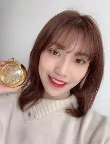 18岁女儿都妒忌这位身材火辣的最美牙医,居然50岁了
