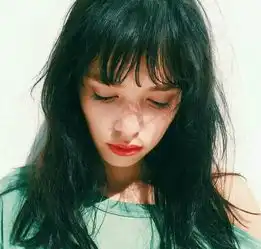 程潇铁刘海脱离地心引力究竟是为哪般什么刘海堪比整容
